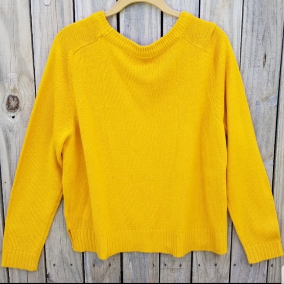 H&M DIVIDED Mustard Sweater - Picture 2 of 5